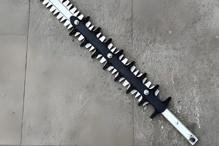 綠籬機(jī)刀片多久更換一次？
